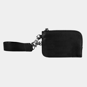 BOUTIQUE POUCH WRISTLET Thumbnail